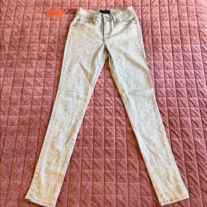 NWT James Jeans Leopard Print High Waisted Skinny Jeans 25